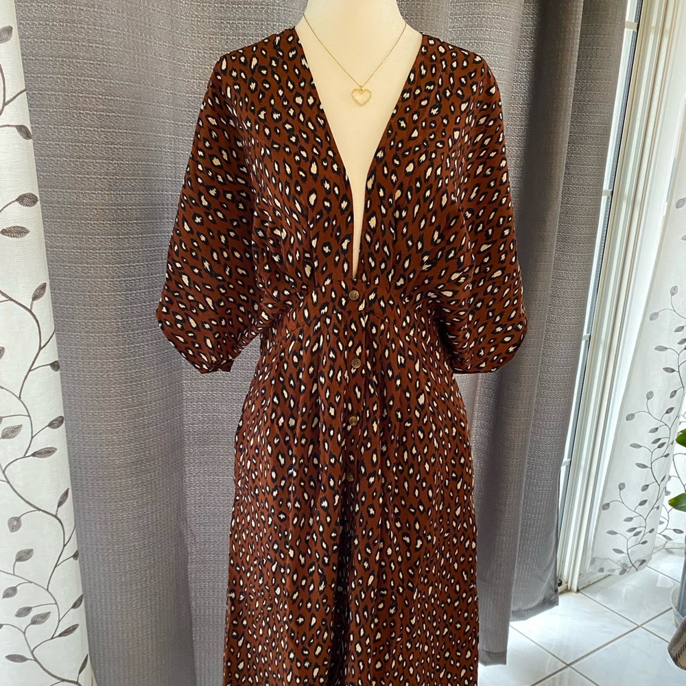 NWT Animal Print Midi Deep V Neck Vacation Beach Women Dress - Picture 4 of 7